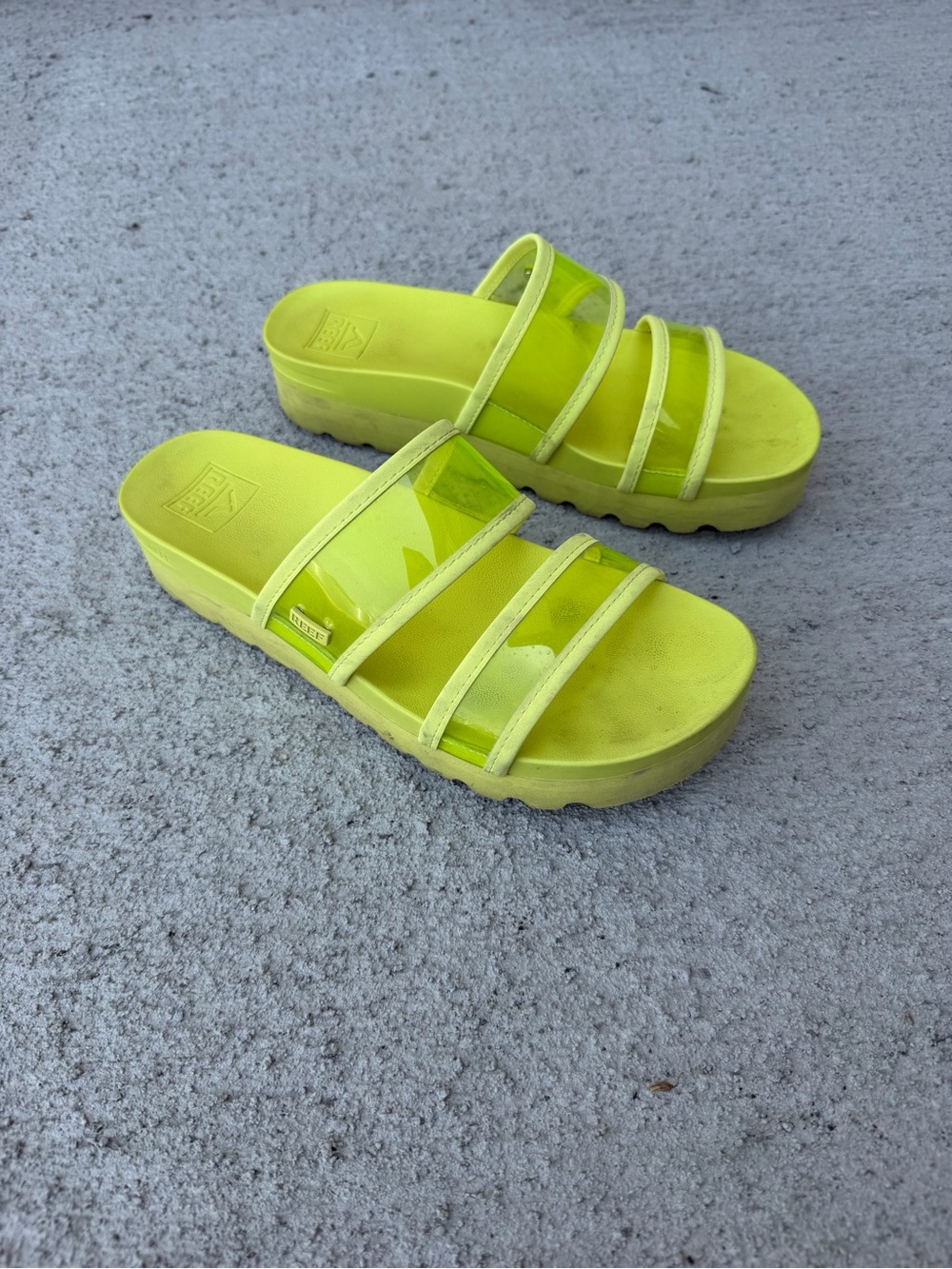 Reef Vista Hi-Energy Neon Lime Women's Platform Slide Sandals